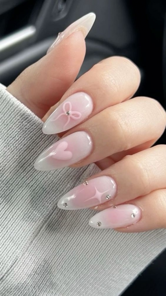 UV Gel Acrylic Extensions & Acrylic Nail Art Course